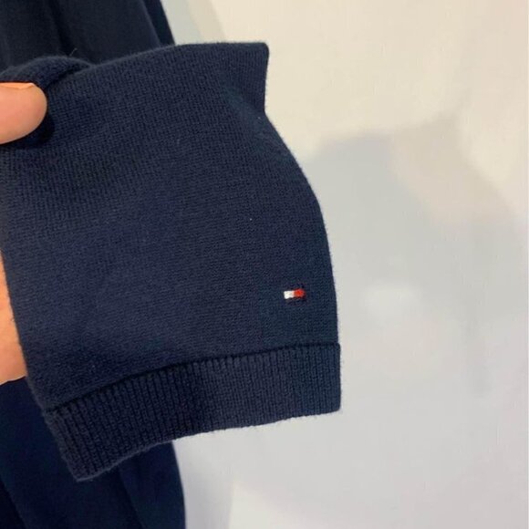 Tommy Hilfiger Woman’s V Neck 100% Cotton Sweater. Gorgeous. Size Large. - Picture 3 of 8